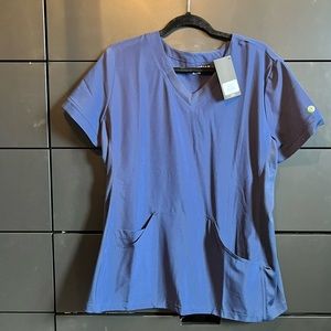 Women’s scrub top size xl